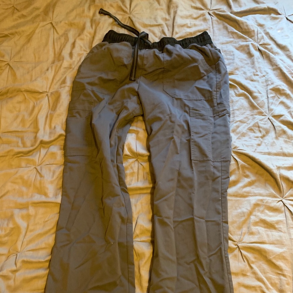 Scrub pants